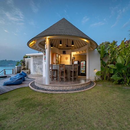 Ceningan Beachside Villas Lembongan Extérieur photo