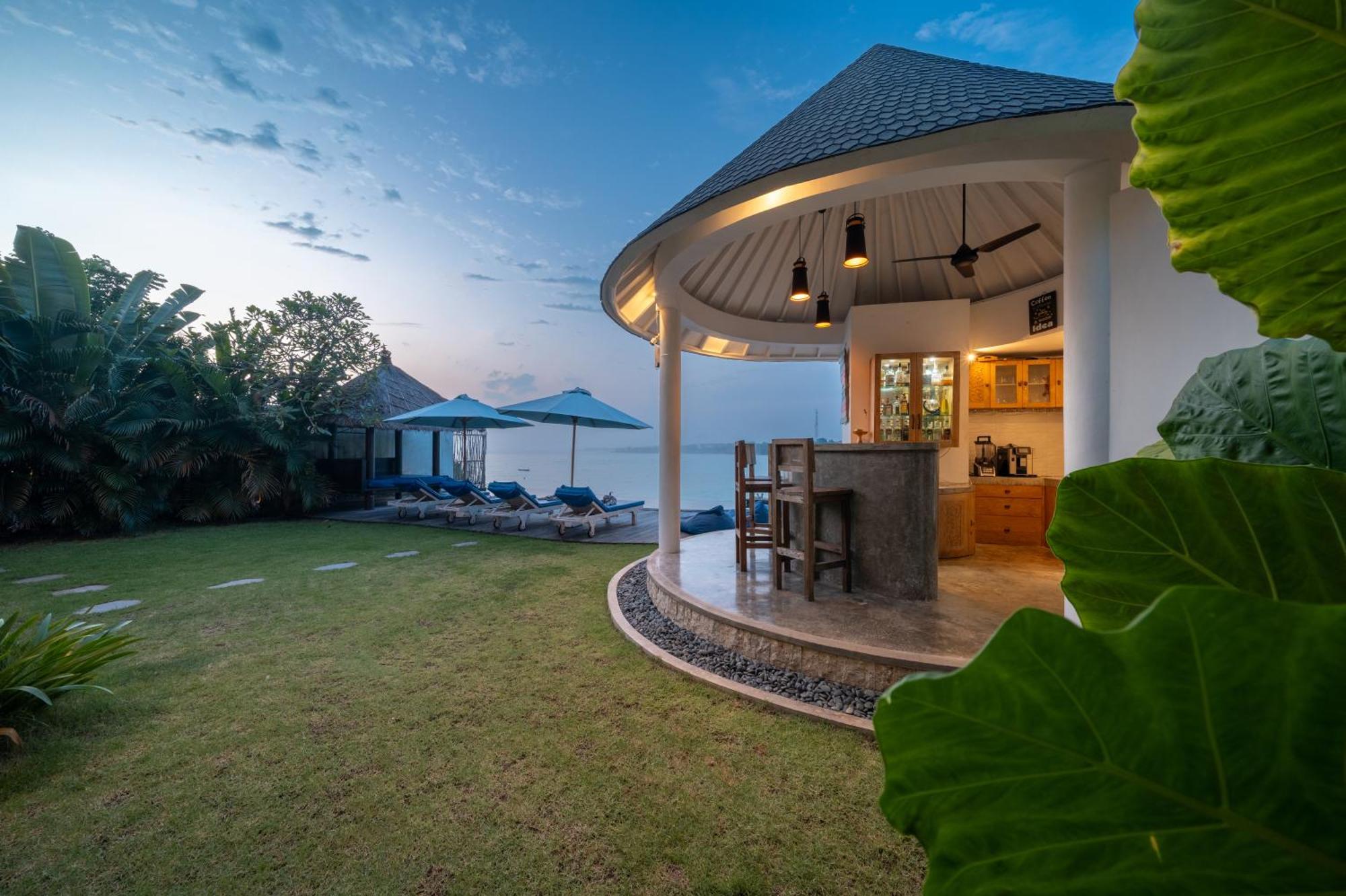 Ceningan Beachside Villas Lembongan Extérieur photo