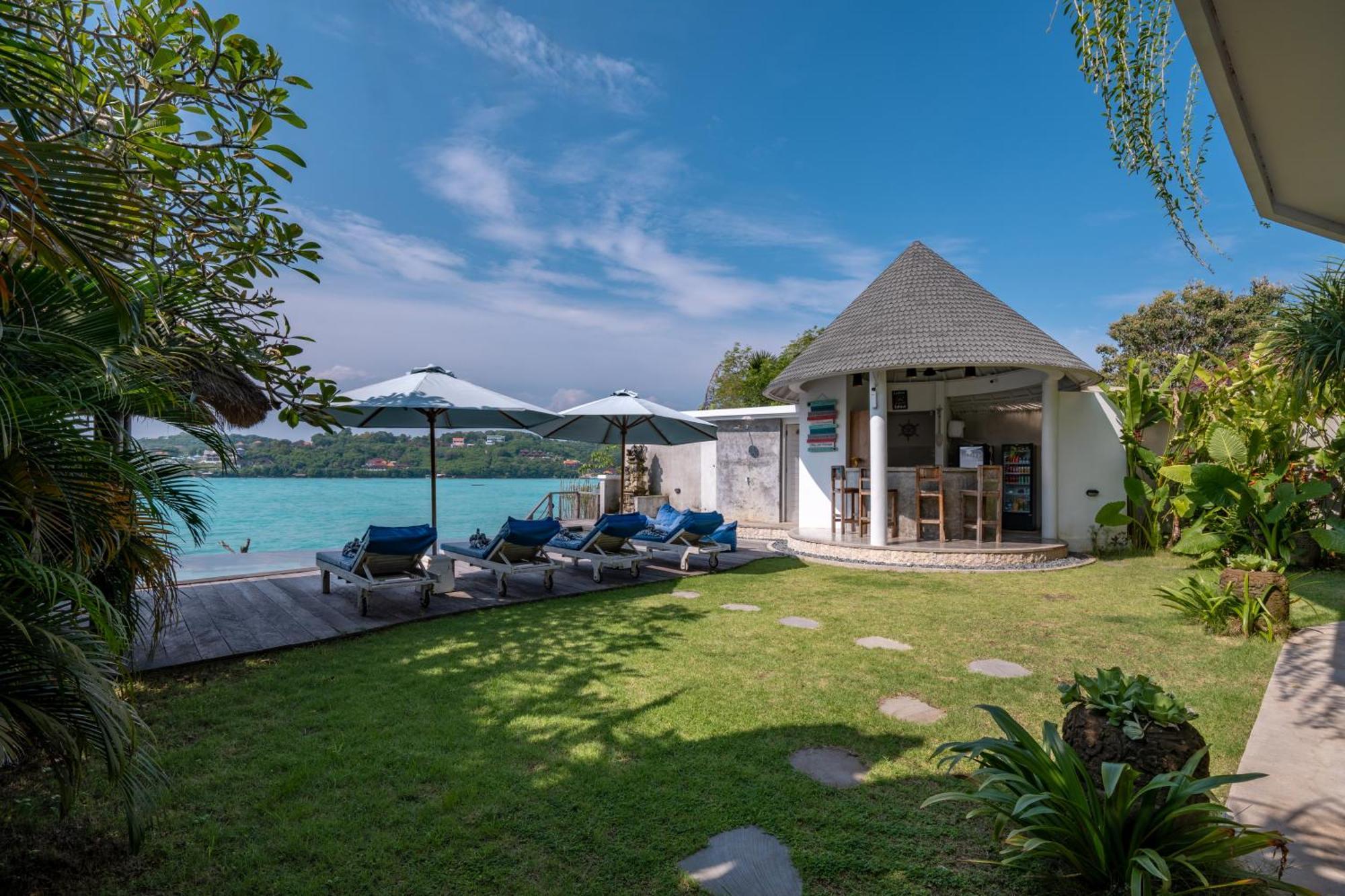 Ceningan Beachside Villas Lembongan Extérieur photo